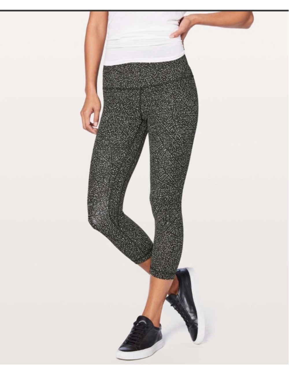 Women's Lululemon Align Crop 21" Leggings Size 6 Black White